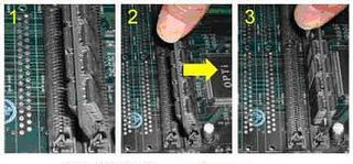 19 Gambar 2.10. Pemasangan memori jenis DIMM dan RIMM e) Memasang Motherboard pada Casing Motherboard dipasang ke casing dengan sekerup dan dudukan (standoff). Cara pemasangannya sebagai berikut: 1.