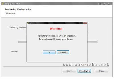 WinToFlash akan mentransfer file instalasi windows ke FlashDisk dan proses ini