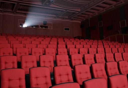 Latihan: 1. Kursi-kursi di sebuah bioskop disusun dalam baris-baris, satu baris berisi 10 buah kursi.