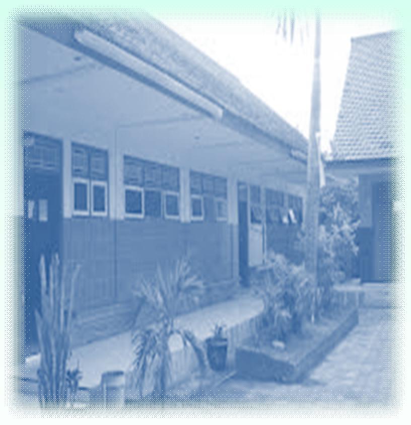 sekolah yang berada di Kecamatan Kalibaru. APS tahun 2014 tingkat SD sebesar 102,31 persen, SMP sebesar 82,12 persen, SMA sebesar 49,07 persen.