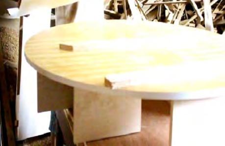Pembuatan sisi lingkar meja dan rak dengan cara