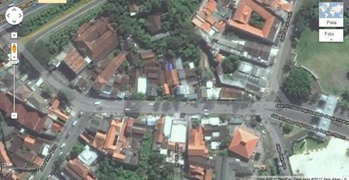 4. Mengidentifikasi bentukbentuk penanganan masalah yang diusulkan. Lokasi Studi Lokasi penelitian ini adalah Jalan Prof. Soedarto, SH. (underpass tol Tembalang) di Kota Semarang. II.