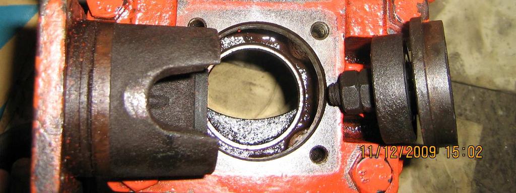 silinder head dan keluarkan valve