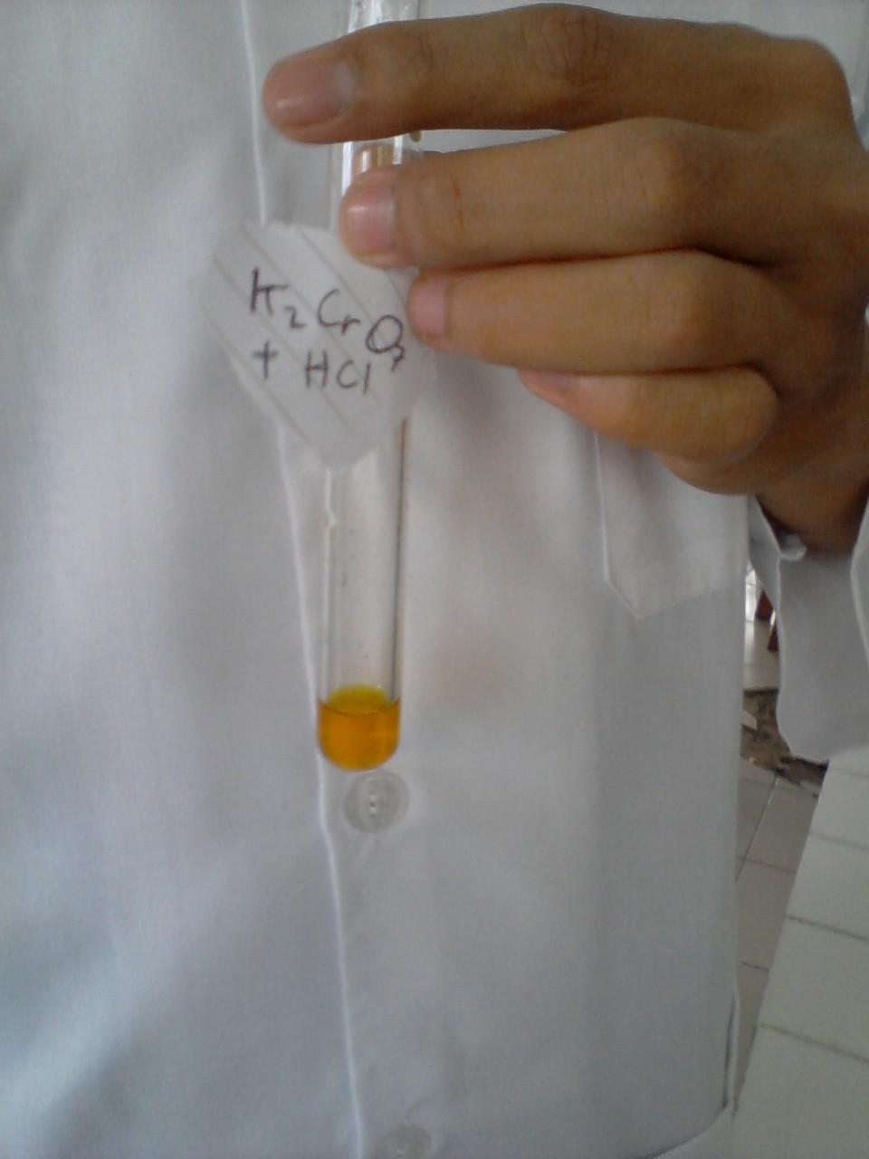 HCl Warna larutan orange K2Cr2O7 + 2HCl 2KCl+ H2Cr2O7