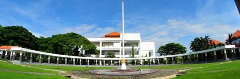 ITS Masuk Lima Besar Terbaik Keterbukaan Informasi Komisi Informasi Pusat (KIP) telah mengukuhkan Institut Teknologi Sepuluh Nopember (ITS) Surabaya sebagai lima besar PTN Terbaik dalam Keterbukaan