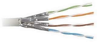 Peralatan untuk Crimping Kabel UTP 1. Kabel UTP Kabel UTP (Unshielded Twisted Pair) yang biasa dipakai adalah kabel UTP categori 5 (UTP Cat 5). Kenapa?
