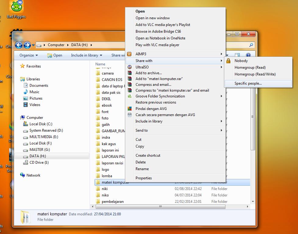 Cara sharing file/folder pada windows 1. Buka Windows Explorer, pilih dulu folder mana yang ingin kamu share.