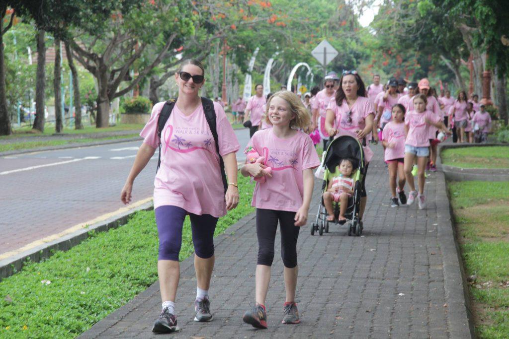 00 - selesai Tempat : Kawasan Nusa Dua Fiesta 2016 Kegiatan : Bali Pink