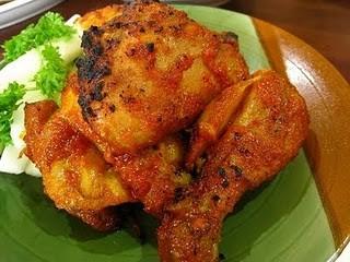 25. SULAWESI TENGAH (Palu) Sup Ikan Jantung Pisang adalah makanan khas sulawesi tengah, Tepatnya di kota Palu.