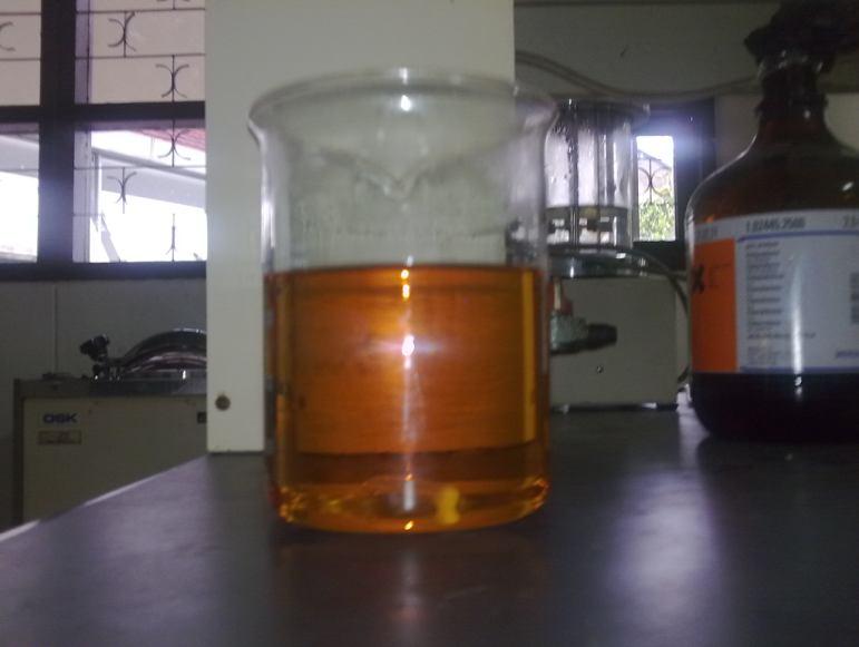 metoksida (NaOH dan Alkohol) Pemisahan Biodiesel Pencucian dengan air