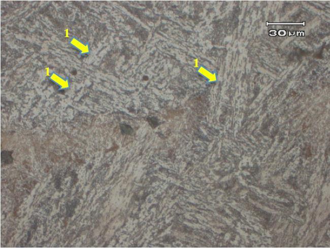 uji tarik sifat elongasinya juga rendah sebesar 4% (Gambar 8) [8]. Gambar 9 menunjukkan struktur mikro baja cor no.