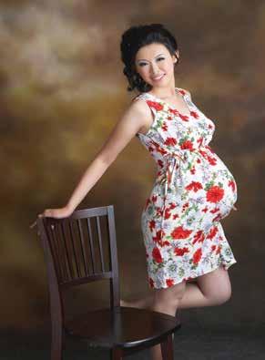 Tan Lee Eng, 32 Saya menghadapi masalah mabuk hamil dan berat badan ketika mengandung Saya ialah ibu kepada 4 orang anak. Saya mengambil Spirulina Organik 100% dan produk MRT yang lain ketika hamil.