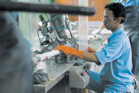 DAHANA telah berhasil mendirikan Pabrik Cartridge Emulsion, Pabrik ANFO, Pabrik Detonator